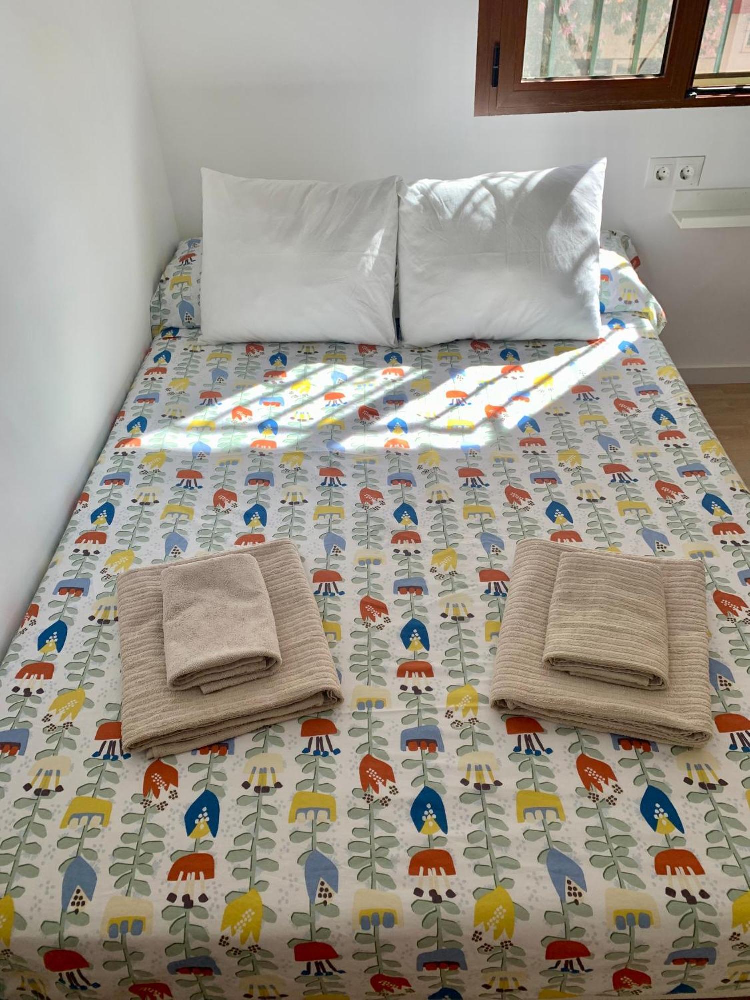 Habitacion Gonzalez Malaga Luaran gambar